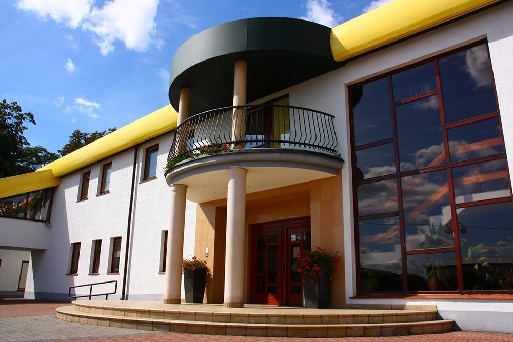 Hotel Malwa Ostrow Wielkopolski Exterior photo